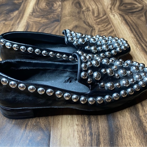 Loafer - Picture 5 of 6